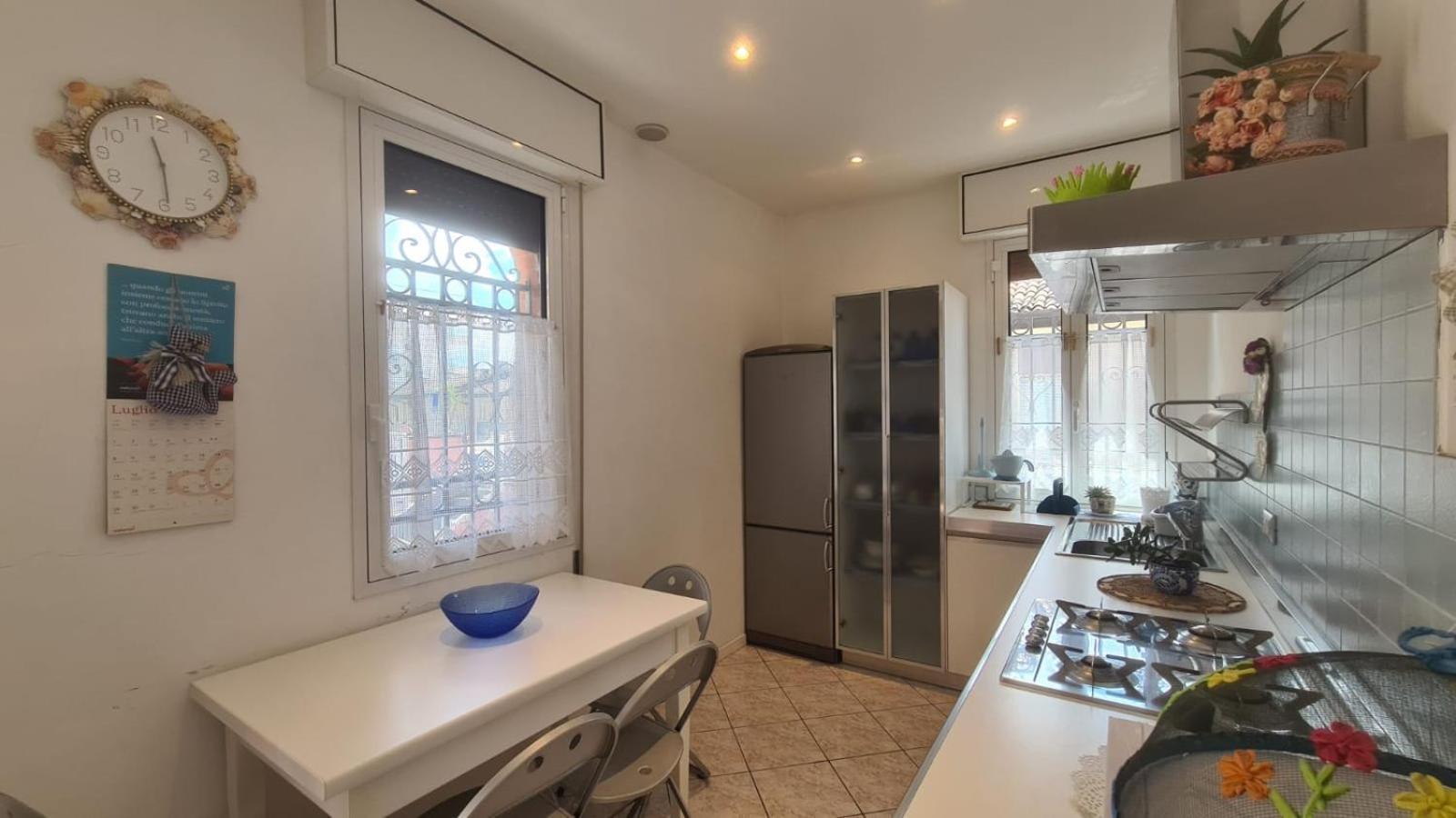 30mt Dalla Spiaggia Con Terrazza Vista Mare Ferienhaus